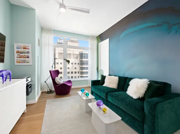 400 East 67th Street image 6 of 8