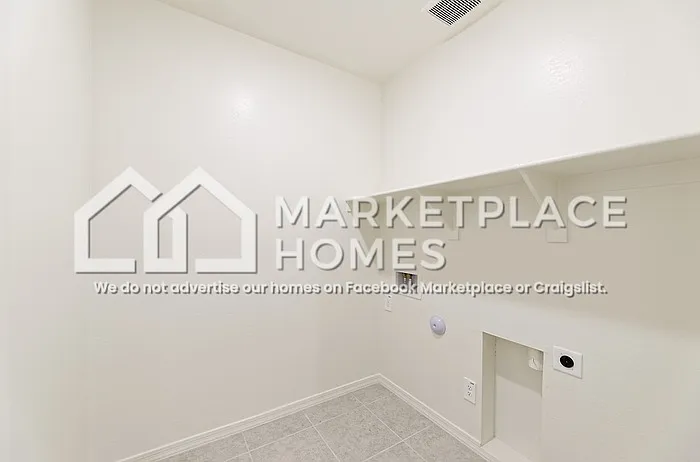 4924 N 192nd Ln — Photo 26