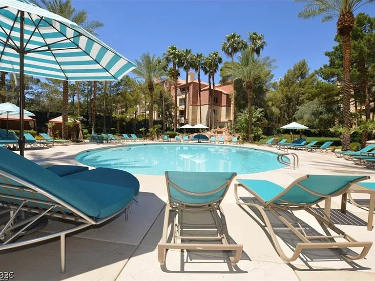 230 E Flamingo Rd #223 — Photo 25