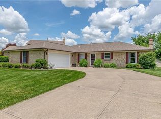 1621 Silver Lake Dr, Dayton, OH 45458