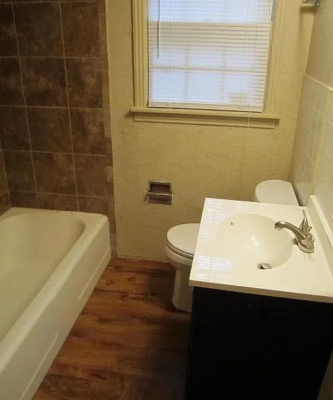 3029 NW 46th St — Photo 10