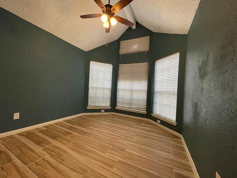 2910 Pioneer Pass — Photo 20