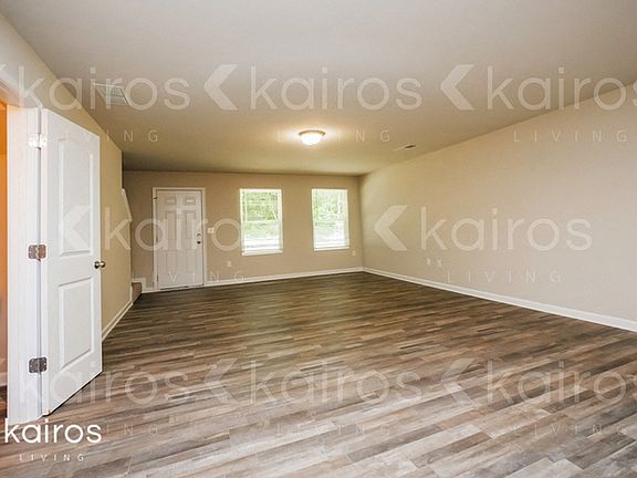 3rd image of 2561 Wood Bend Ln
