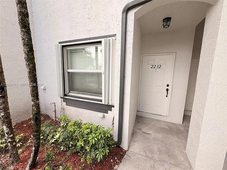 2232 SE 26th Ln #1 — Photo 1