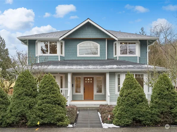324 32nd Avenue E, Seattle, WA 98112
