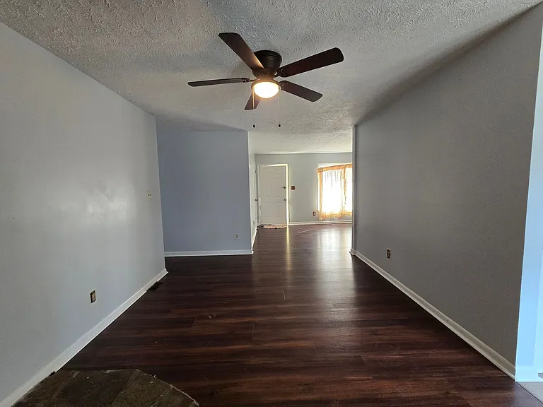 6758 Seaford Dr — Photo 2