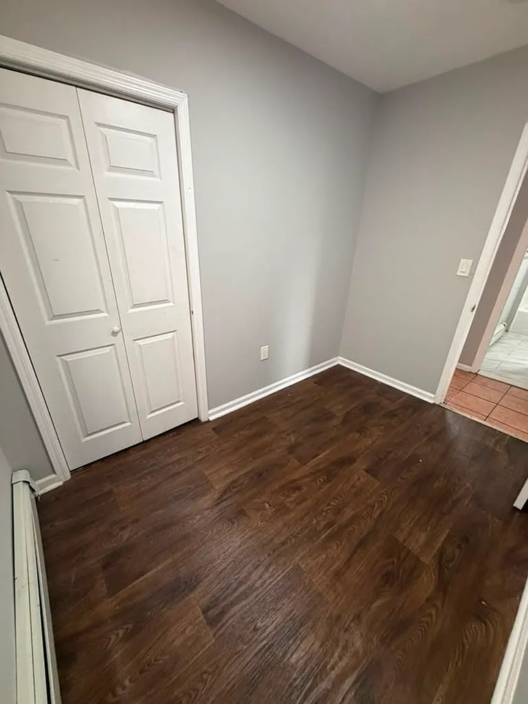 3 bed, 1000 sqft, $2,150 — Photo 4