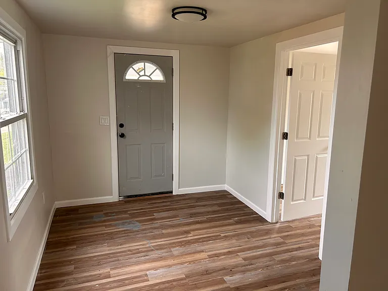 546 Independence Dr — Photo 5