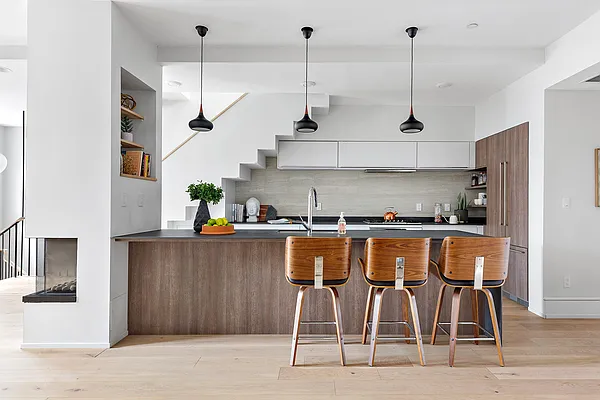 Sold by Corcoran | media 6