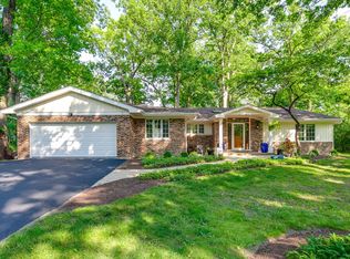 13 Elsinoor Dr, Lincolnshire, IL