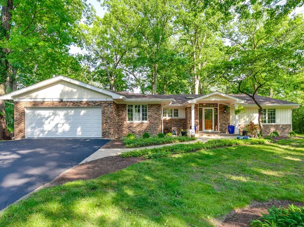 13 Elsinoor Dr, Lincolnshire, IL 60069