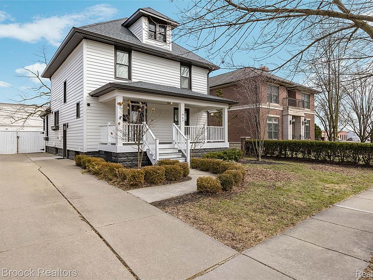 Listing photo 4