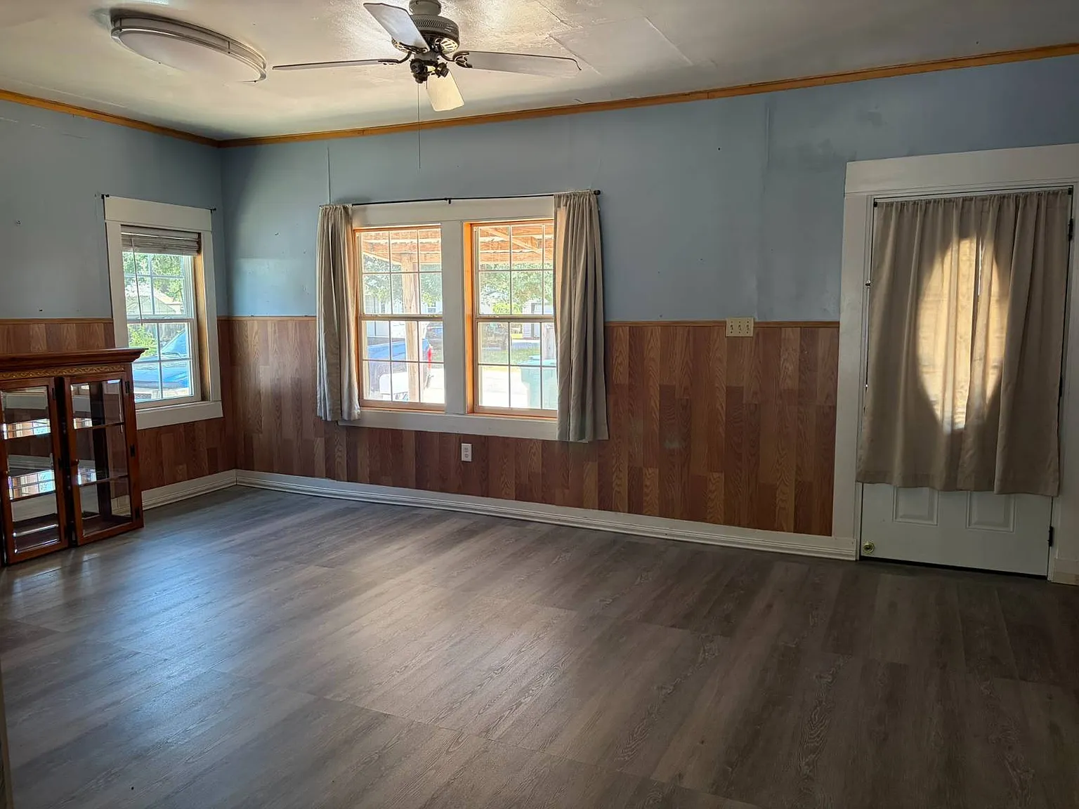 2 bed, 1.5 bath, 1010 sqft, $1,100 — Photo 2
