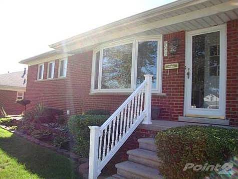2nd image of 729 Goddard St