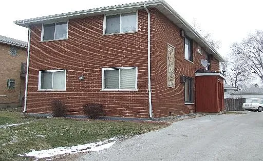 7719 S Roberts Rd #1E — Photo 1