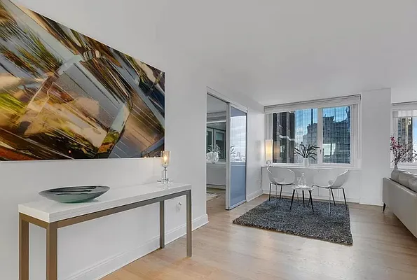 Rented by NY Living Solutions | media 18