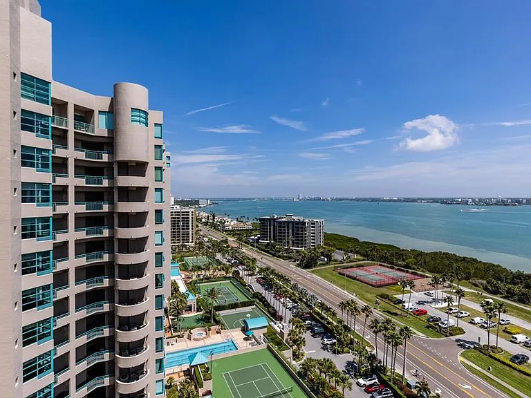 1560 Gulf Blvd #1605 — Photo 10