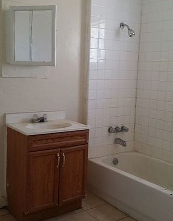 5th image of 3417 N Piedras St