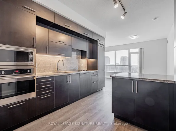 2 Anndale Dr #1208, Toronto, ON M2N 0G5