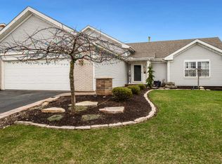 1430 Hazelwood Dr, Belvidere, IL 61008