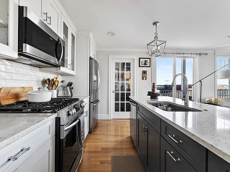 280 E Eagle St #3 — Photo 11