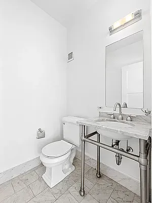 Rented by Nest Seekers International | media 15