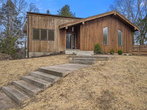 25 Nettleton Court, Shelton, CT 06484