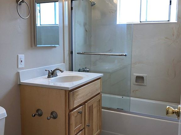 2nd image of 959 Joaquin Ave APT C