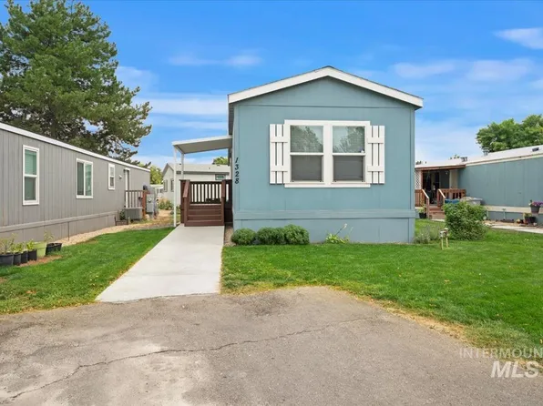 1328 N Arrow Ln, Boise, ID 83704