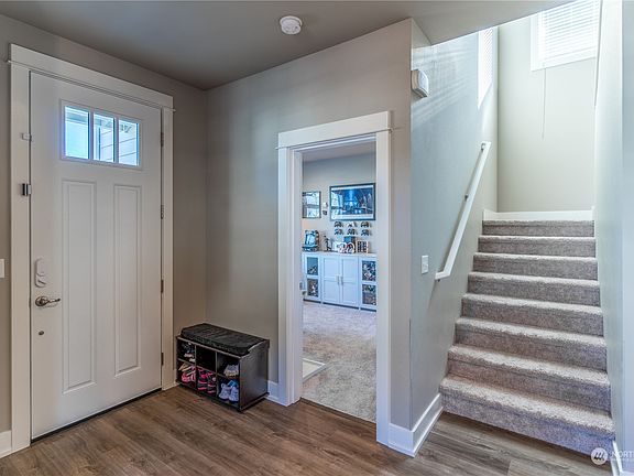 4th image of 13110 189th Avenue E