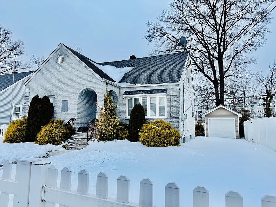 1st image of 1208 Crescent Ave
