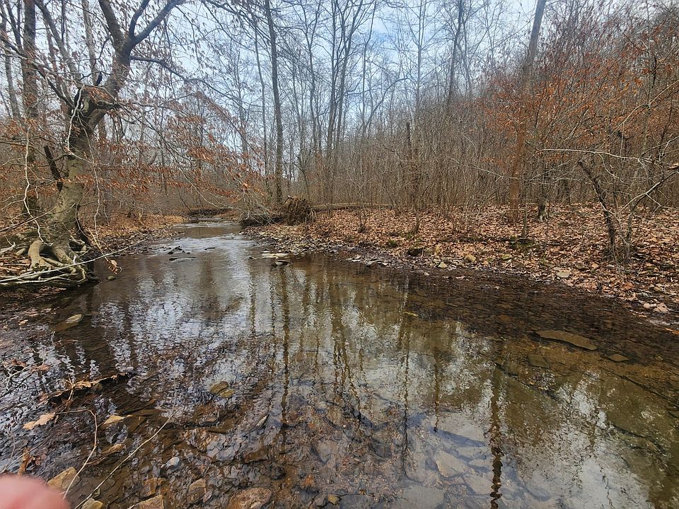 1st image of 10 Blowing Springs Rd