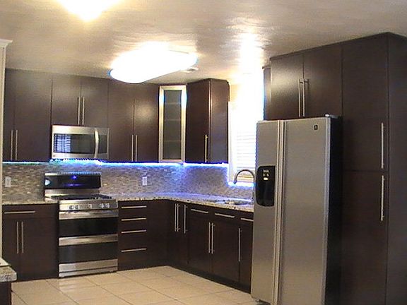 3rd image of 3701 Scarlet Ave