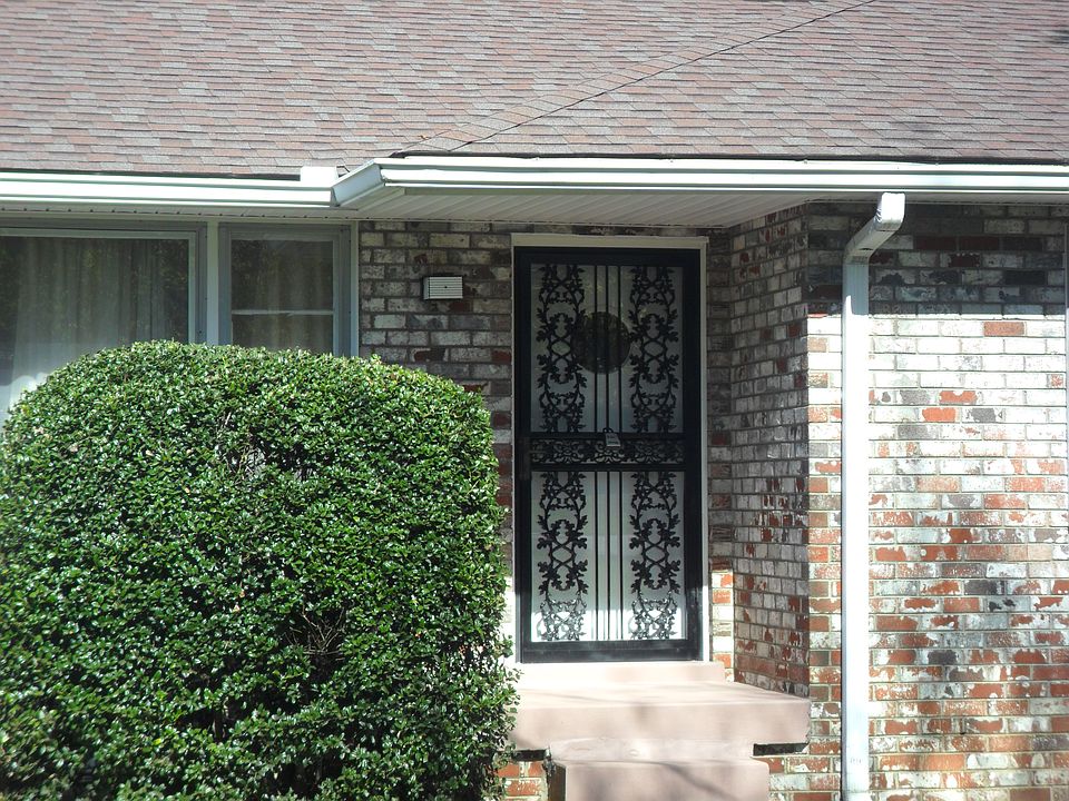2nd image of 615 Joyce Lane