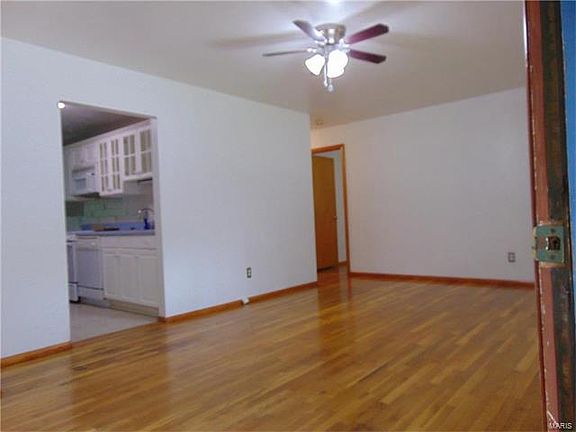 4th image of 11074 Galaxy Dr