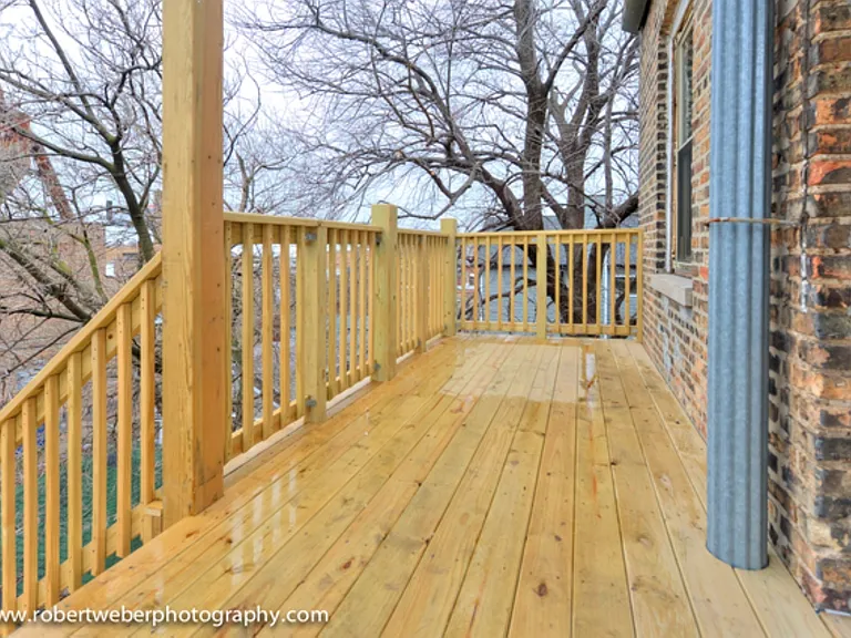 2329 W Barry Ave #1 — Photo 10