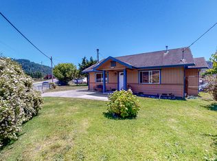 175 Davis St, Rio Dell, CA 95562