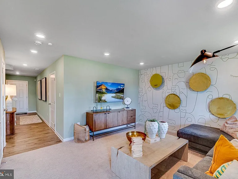 1344 Red Clover Ln — Photo 11