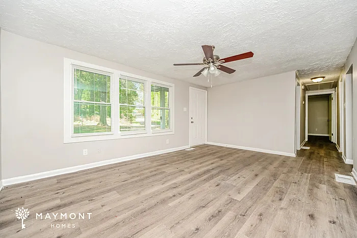 4 bed, 1.5 bath, 1488 sqft, $1,495 — Photo 3