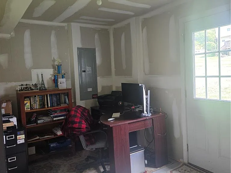 535 Delta Rd — Photo 11