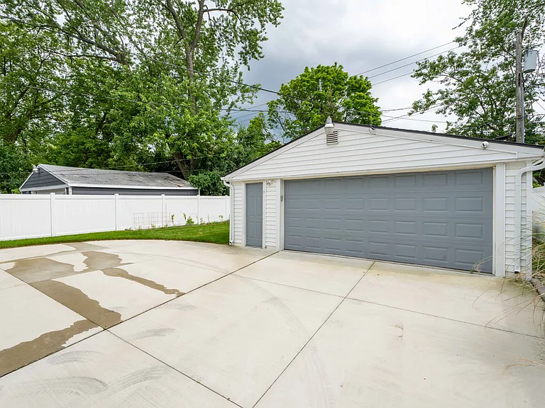 1659 Princeton Rd — Photo 22