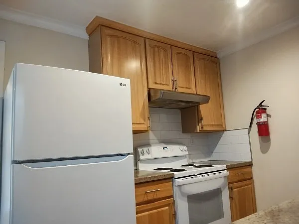 521 S Willard Ave #6 — Photo 6
