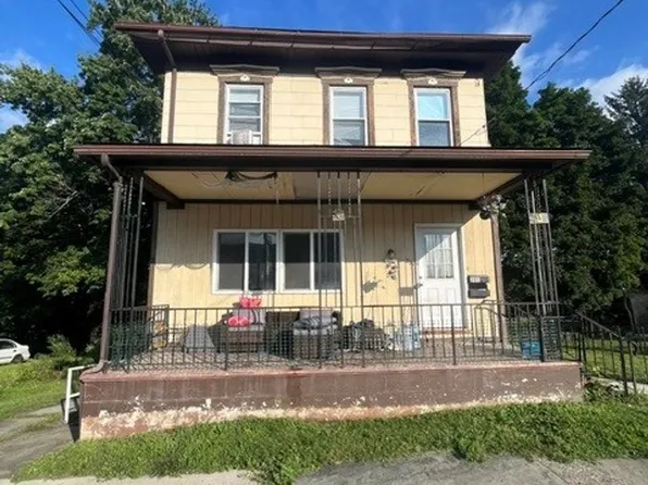 201 North St APT 1, Jim Thorpe, PA 18229