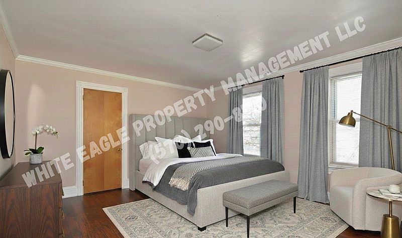 1st image of 1724 Brick Ave Floor 2