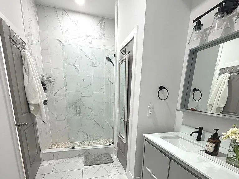 2239 Tasker St — Photo 30