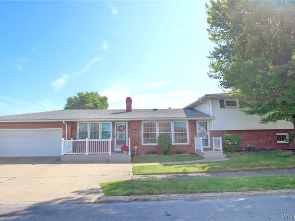 56 Barlow Ave, Lackawanna, NY 14218