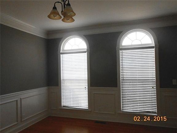 5th image of 121 Scenic View Ln