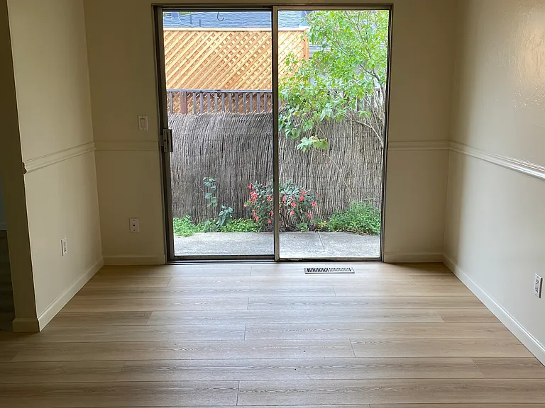 544 Joaquin Dr — Photo 5