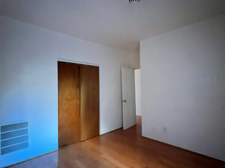 254 S 10th St #2F — Photo 8
