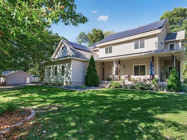 5380 245th St, Forest Lake, MN 55025